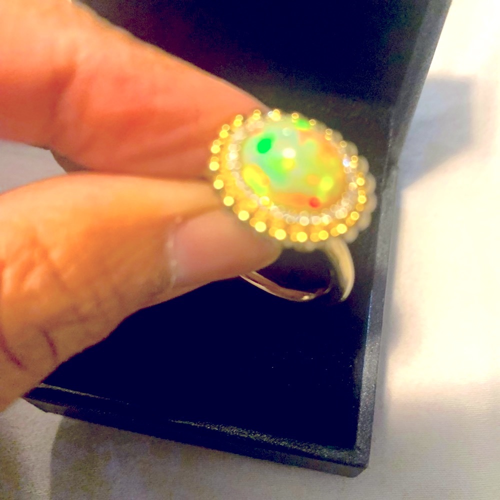 14k Solid Natural Opal Ring - image 4